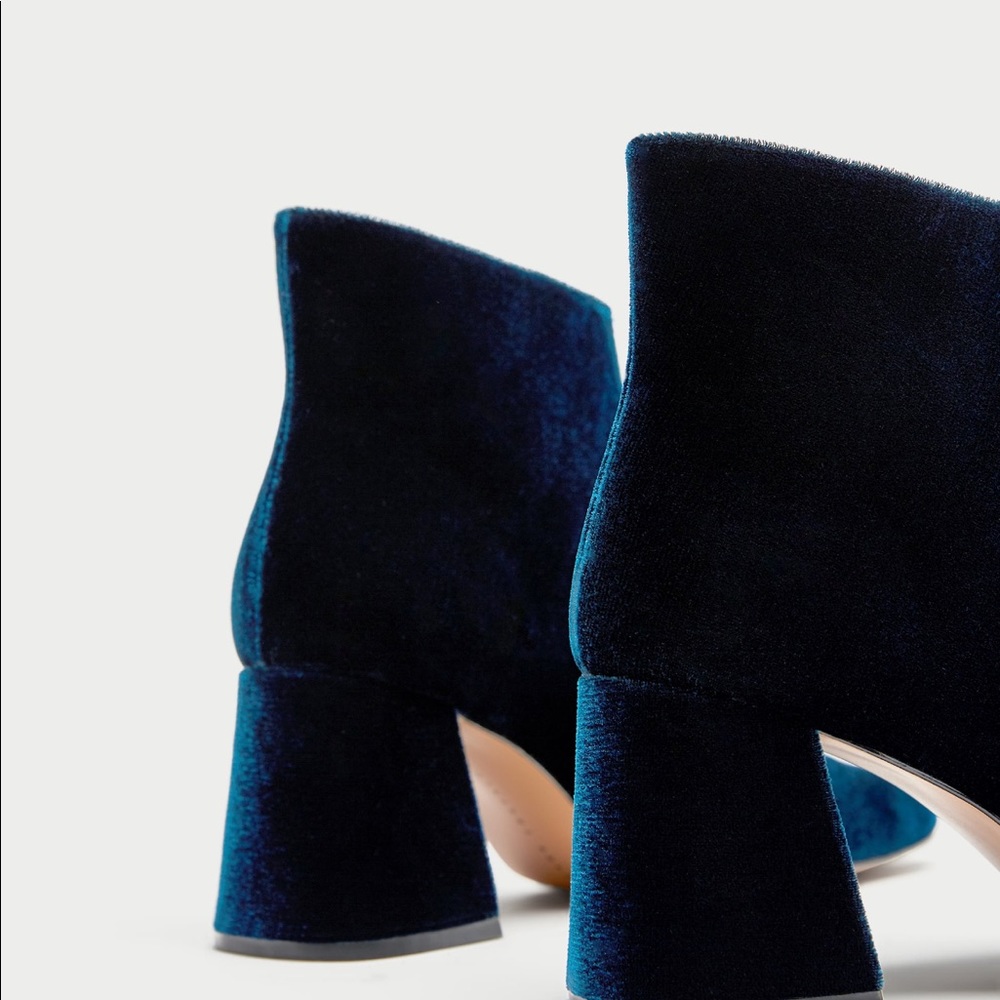 Zara Navy Blue Velvet Zip Up Ankle Boots - Picture 3 of 6